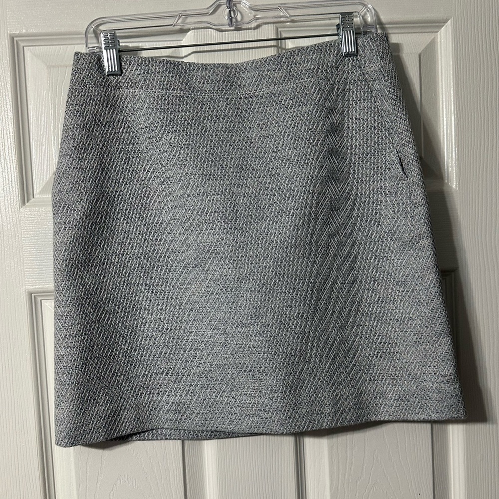 NWOT Loft A-Line Career Mini Skirt
